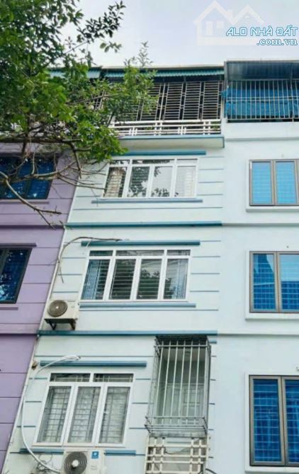 BÁN NHÀ HÒE THỊ - Ô TÔ ĐỖ CỔNG + DỪNG ĐỖ NGÀY ĐÊM - S= 35M2 - GIÁ 6.85 TỶ. - 1