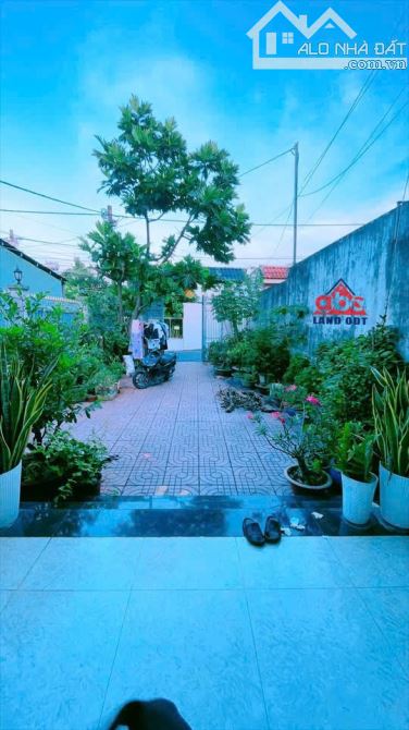 HN046 (Np577) GIẢM SÂU 500tr còn 5ty500tr GIÁ CŨ 6ty BÁN NHÀ KHU PHỐ 13, PHƯỜNG HỐ NAI, - 1