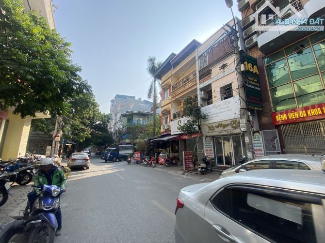 BÁN NHÀ HƠN 65M2 CHỈ NHỈNH 16TY KHU GIÃN DÂN YÊN PHÚC - 1