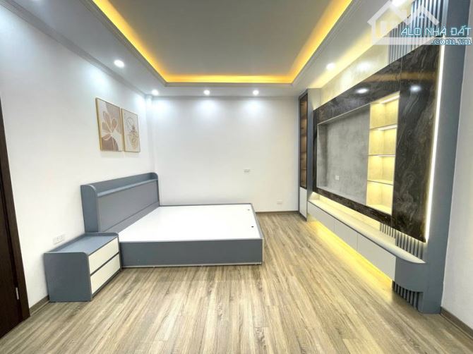 Bán CCMN 7 tầng tại Kim Giang, Thanh Trì, HN. 52m2, thằng mát, 11 phòng khép kín. DT 50tr - 1