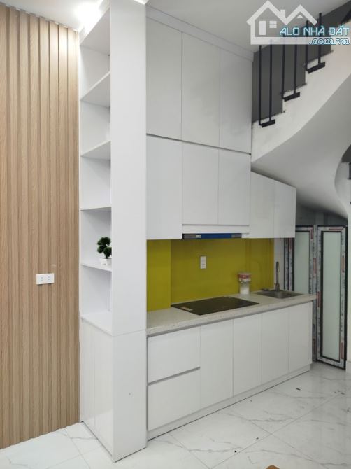 NHÀ ĐẸP HOÀNG VĂN THÁI THANH XUÂN 30M, 4 TẦNG GIÁ 6,9 TỶ - 1