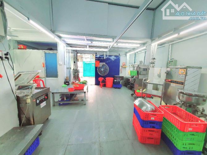 NHÀ P2 BÌNH THẠNH - 58M2(5x12) - BA GÁC - BA MẶT HẺM - C4 - GẦN CHỢ BÀ CHIỂU - 1