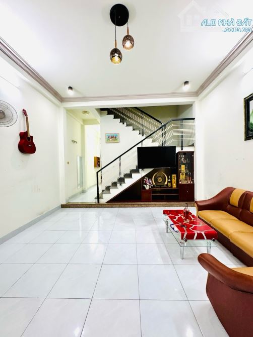 BÁN GẤP NHÀ ĐẸP 2 TẦNG TUY LÝ VƯƠNG - 95M2 - MÓNG 4 TẦNG, CHỈ TỪ 6 TỶ - 1