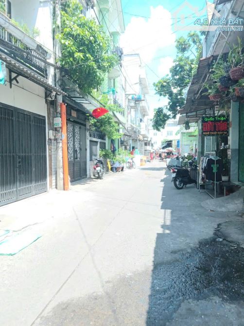 Biệt thự Tân Sơn Nhì, Tân Phú, 8 x 14m, 3 tầng full - 1