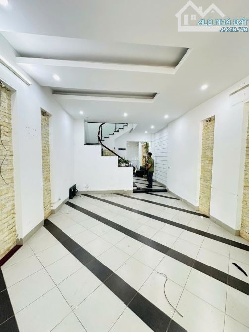 Chị em cần bán liền kề văn quán- 70m- 4 tầng-  mặt tiền 4,6m- giảm 2 tỷ - 1