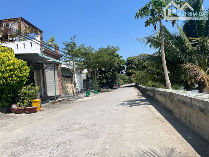 Bán nhà 2 tầng view sông tái định cư Thuỷ Tú, xã Vĩnh Thái, thành phố Nha Trang - 1