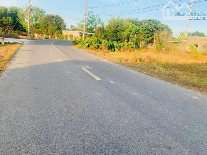 Chủ ngộp bán lỗ 150tr tại thị trấn Phước Hải. có 5 lô liền kề - 1