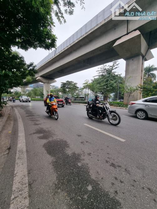 BÁN NHÀ MẶT PHỐ - HOÀNG CẦU DT54M 5 5.6 28Tỉ - 1