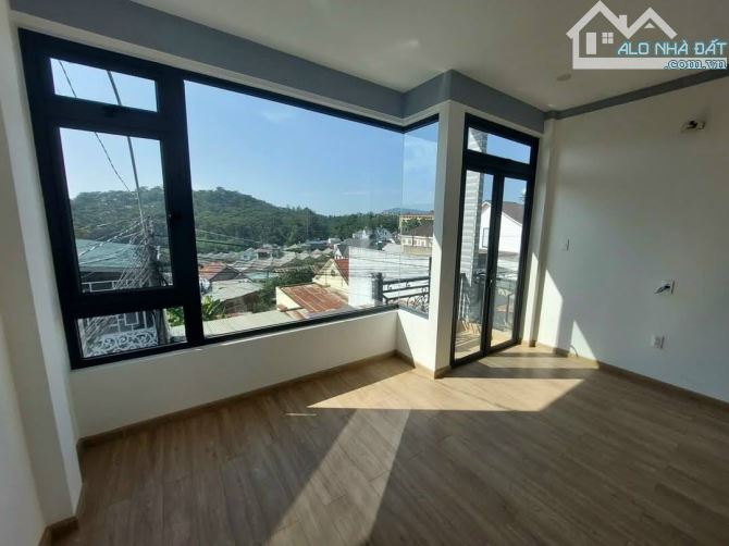 NHÀ ĐẸP TRUNG TÂM GIÁ 6,8 TỶ HẺM NGUYỄN SIÊU PHƯỜNG 7 ĐÀ LẠT - 1