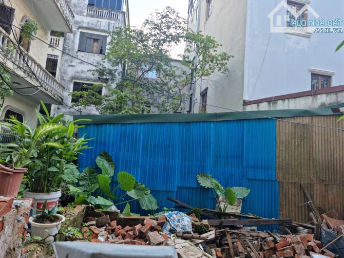 Cần bán đất thổ cư ngõ 31 Xuân Diệu-phường Quảng An-Tây Hồ-Hà Nội 122m2, lô góc, 32.3 tỷ - 1