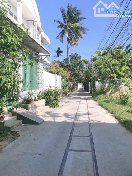 Bán lô góc 2 mặt tiền đường oto cạnh chợ Vĩnh Trung full thổ cư - 1