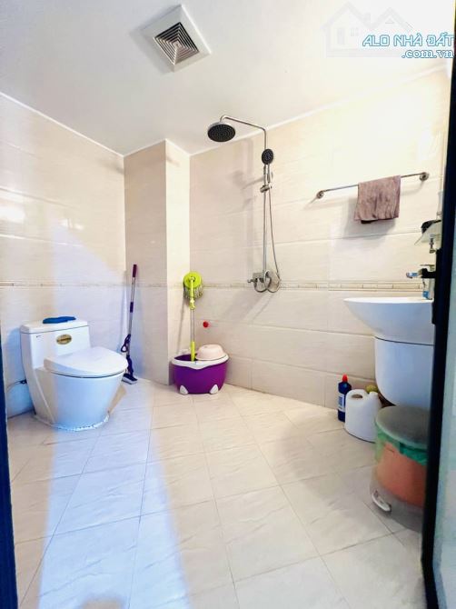 Nhà đẹp// ngõ rộng//thông tứ tung//full nội thấy- tiên ích// xe oto 29 chỗ vào nhà - 1