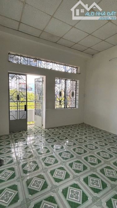 CHO THUÊ MT TRƯỜNG SA, 3 TẦNG, DI CHUYỂN THUẬN TIỆN, K DOANH ĐA NGÀNH - 1