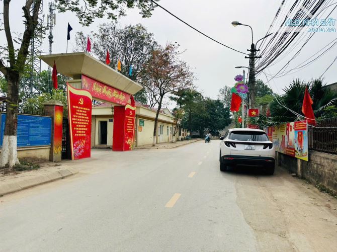 Bán gấp 69m2 đất Lực Canh, Xuân Canh sát Vin Cổ Loa ô tô đỗ cửa - 1