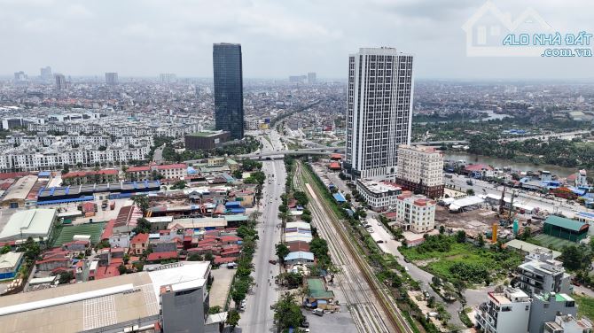 Bán nhà 3 tầng 54 m2 tuyến 2 đường Hà Nội, Sở Dầu, Hồng Bàng giá có hơn 2 tỷ - 1