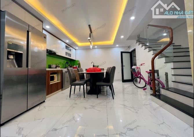 BÁN NHÀ PHÂN LÔ QUÂN ĐỘI 58m2 - MẶT TIỀN 5M - 7T THANG MÁY - 2 Ô TÔ TRÁNH - 1