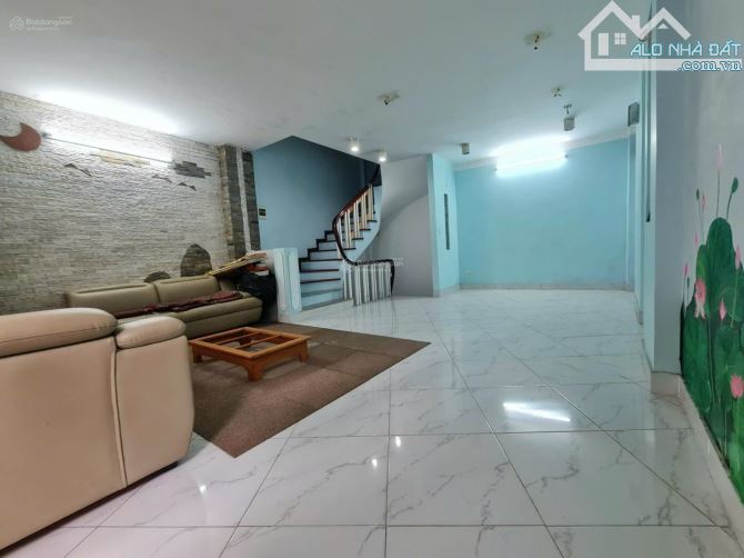 BÁN GẤP NHÀ XUÂN LA 43M² - 2 MẶT NGÕ Ô TÔ - SỔ ĐỎ CHÍNH CHỦ - 1