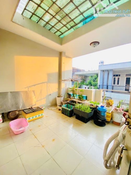 BÁN NHÀ 2 MẶT TIỀN – HẺM 6M – 5 TẦNG – CỐNG LỠ, TÂN BÌNH – KHU ĐỒNG BỘ – THUÊ 20TR/THÁNG - 1