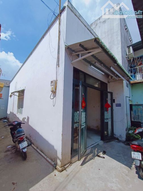 Bán Nhà nhỏ xinh 30M2 ngay Chợ 57, cách đường Phạm Văn Thuận vào 150M tới nhà - 1