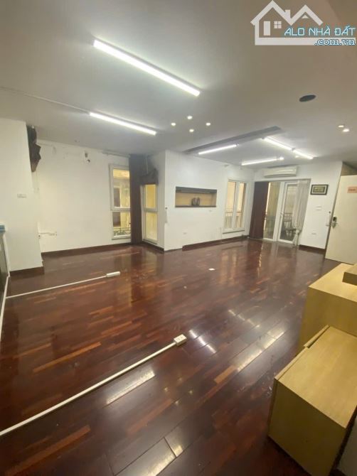 Cho thuê sàn VP tại Trần Duy Hưng diện tích 30m 55m 65m2 trong tòa nhà 131m2 x 6T mt 13m - 1