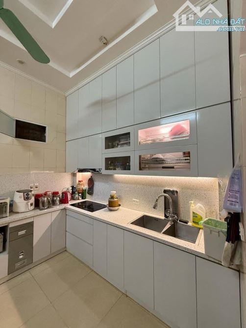 CỰC RẺ - BÁN NHÀ ĐƯỜNG LÁNG, ĐỐNG ĐA - NGÕ XE TẢI TRÁNH - 80M2 X 4T CHỈ 16 TỶ - 1