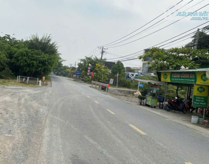 Cần bán Mặt tiền Thanh Niên- Phạm Văn Hai- Bình Chánh 706 m2 full thổ cư giá chỉ 16,5tỷ - 1