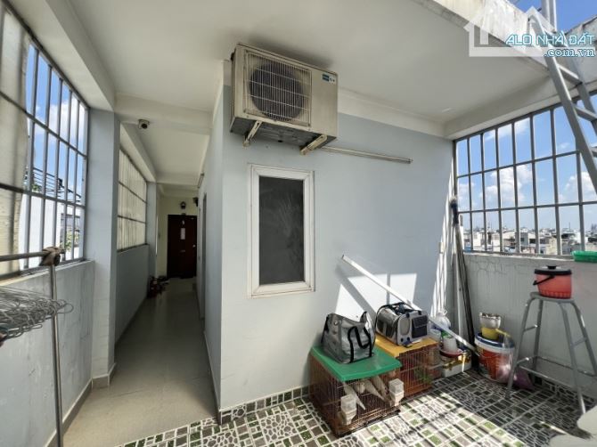 Bán căn hộ dịch vụ Bình Tân, đường số 11, 76m2, 2 mặt tiền, 4 lầu, chỉ 7.X tỷ - 1