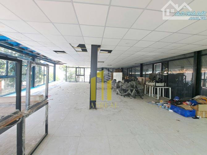 Văn Phòng Đường Cao Đức Lân 120m2 Giá 35 triệu - 1