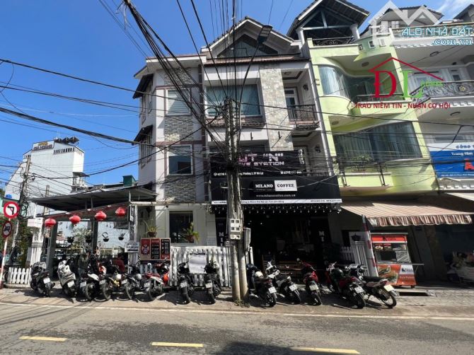 Bán nhà  mặt tiền Tô Ngọc Vân P2 Đà Lạt vị trí kinh doanh đắc địa - 1