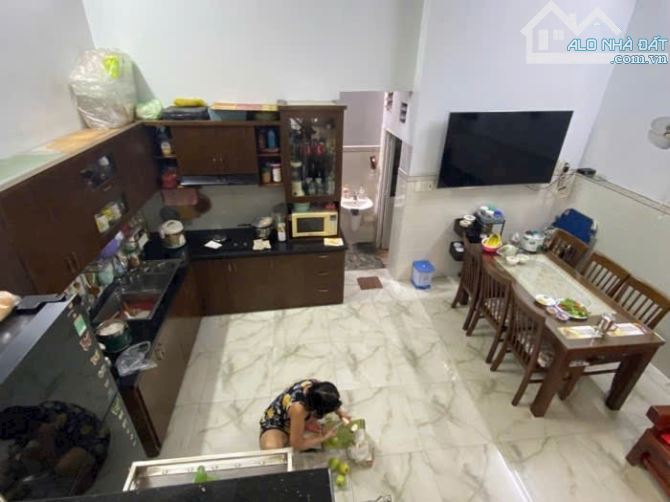 Bán nhà Hẻm Nhựa 6m Hòa Bình Tân Phú  Sát Ủy Ban Quận  80m2 giá 7 tỷ - 1