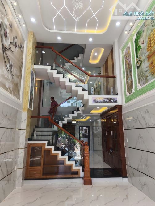🏠BÌNH HƯNG HOÀ A, ĐƯỜNG SỐ 4 - NHÀ 5 TẦNG CÓ ST- HẺM XE HƠI- KHU ĐỒNG BỘ - 1