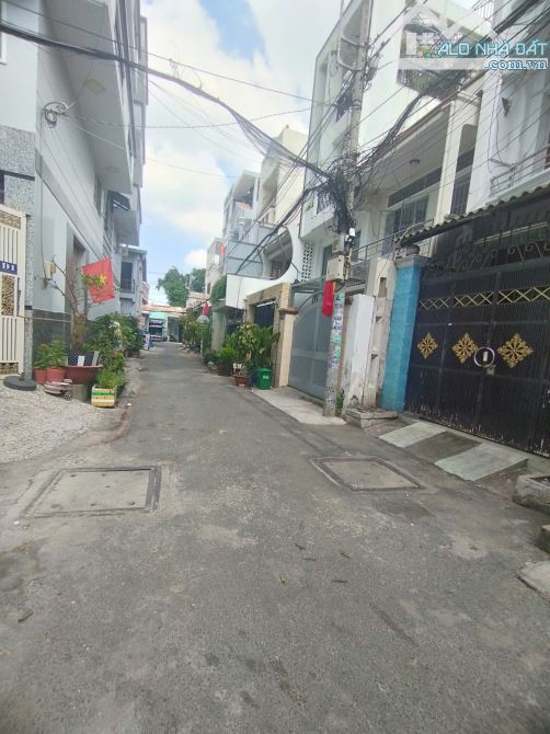 Nhà Mt đường 820 Hậu Giang, F.12, Quận 6 (4x17m) 2 tầng chỉ 7.8 tỷ - 1
