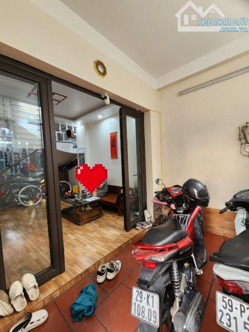 NHÀ XUÂN ĐỖ ĐẸP TỰ XÂY 52M2 CÁCH Ô TÔ 20M – VÀI BƯỚC RA CÔNG VIÊN RỘNG 15HA , NGÕ RỘNG - 1