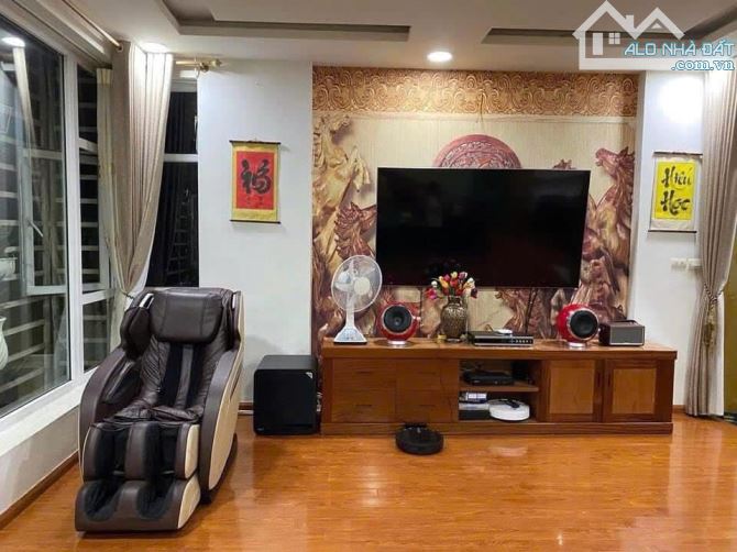 Nhà phố Thái Hà, oto 7 chỗ vào nhà, 63m, 5 tầng, mặt tiền 6.6m, 20 tỷ - 1