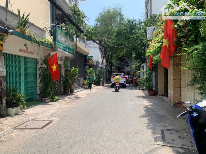 TÂN BÌNH_NGUYÊN CANH DỊ đường 8M NHÀ NGANG 6M_3LẦU ỐP KÍNH_Sát SânBay_Khu yên tĩnh - 1