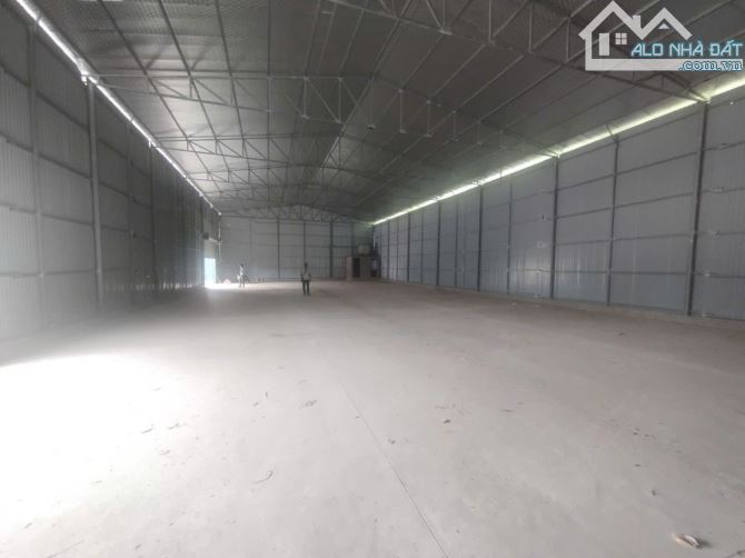 Cho thuê kho đường Kim Giang, Thanh Trì. DT 1000m2, cao 7m, dựng mới 100% chưa sử dụng. Gi - 1