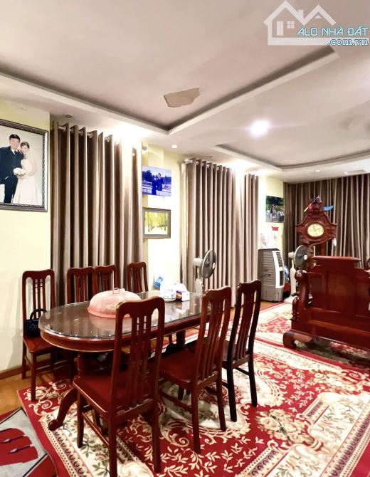 Bán nhà cách 5m ra phố Vũ Tông Phan, Lô góc, oto vòng quanh,KD đỉnh, 18.5 tỷ - 1