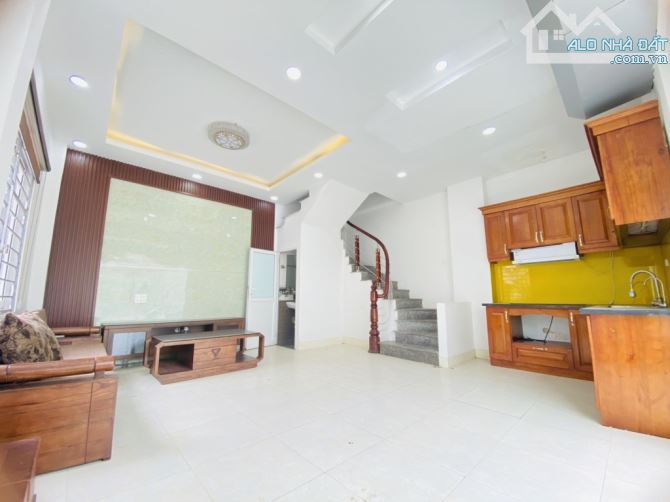 💥 QUANG TRUNG - HÀ ĐÔNG - DT 38m2 - MT 4M - NHÀ LÔ GÓC 2 THOÁNG - CHỈ 5T - 1