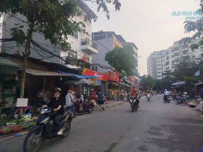 BÁN ĐẤT PHỐ ĐỖ NHUẬN NGOẠI GIAO ĐOÀN 60M MT 6.2M PHÂN LÔ VỈA HÈ Ô TÔ TRÁNH KD GIÁ 21.5 - 1