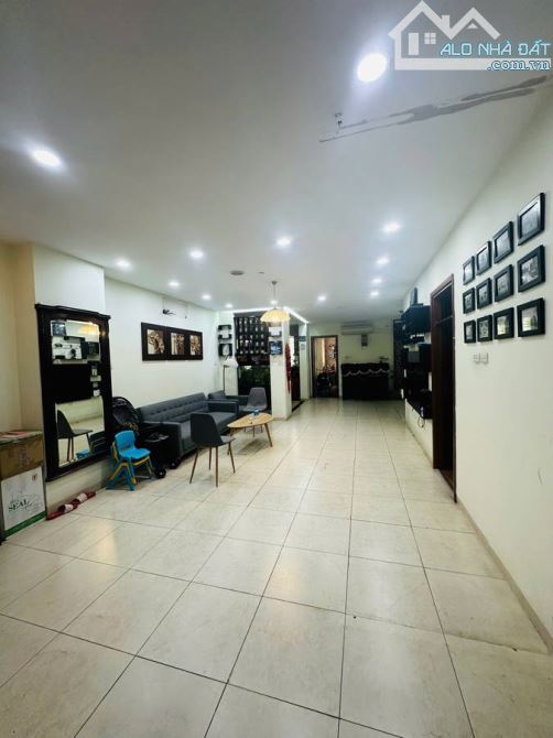 Bán căn hộ chung cư GPI Building 170 La Thành, Đống Đa, 5 ngủ, 266m2 chỉ 21,3 tỷ - 1