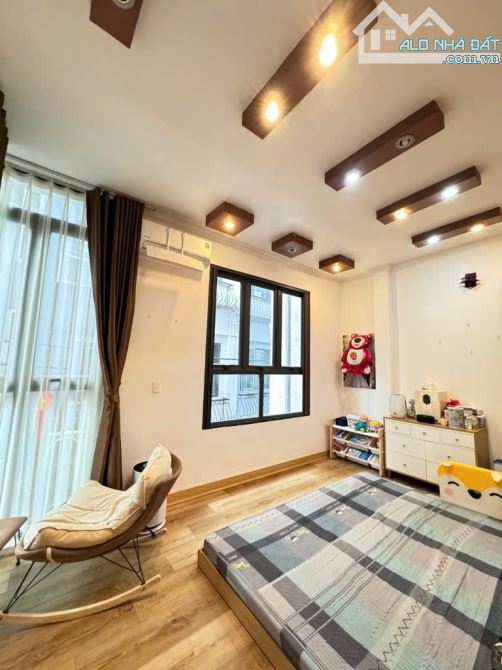 Lạc Long Quân, 500 căn  nhà từ 5 đến 15 tỉ, Liên Hệ tôi- Sự khác biệt - 1