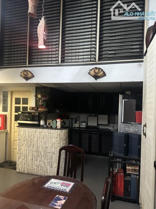 Bán nhà mặt tiền Nguyễn Thị Huỳnh, Phường 8 Phú Nhuận  47.5/70m2 (3.7 X13) 12.9 tỷ, - 1