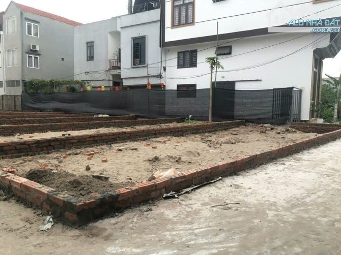 BÁN ĐẤT ĐỨC THƯỢNG- QUỐC LỘ 32- NGÕ THÔNG- NỞ HẬU-Ô TÔ ĐỖ CỬA- 50m-3.4 t.ỷ - 1