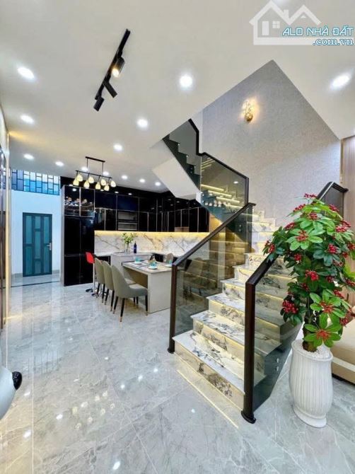 +Nhà Lê Trọng TấnTX 6 Tầng  _DT85/90m2 5TẦNG  _Giá 18.35 tỷ  n - 1