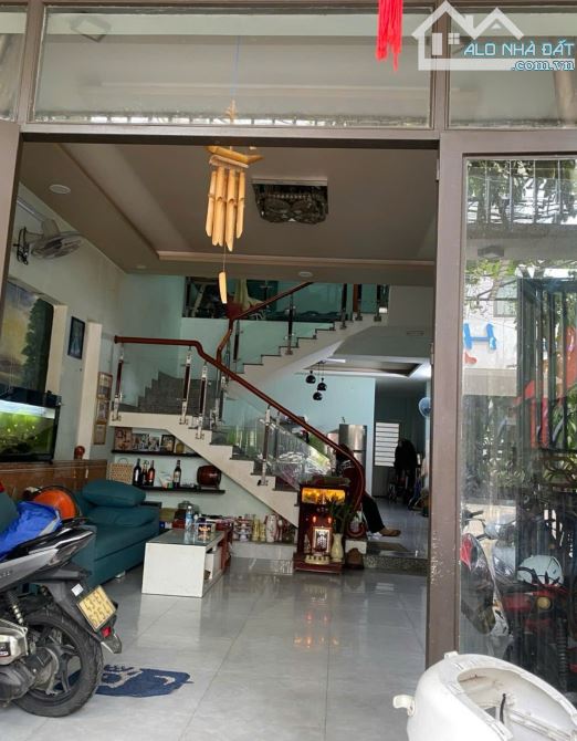 NHÀ 3 TẦNG MẶT TIỀN ĐƯỜNG NGUYỄN XUÂN KHOÁT- TRỤC ĐƯỜNG ĐÔNG KHÁCH DU LỊCH - 1