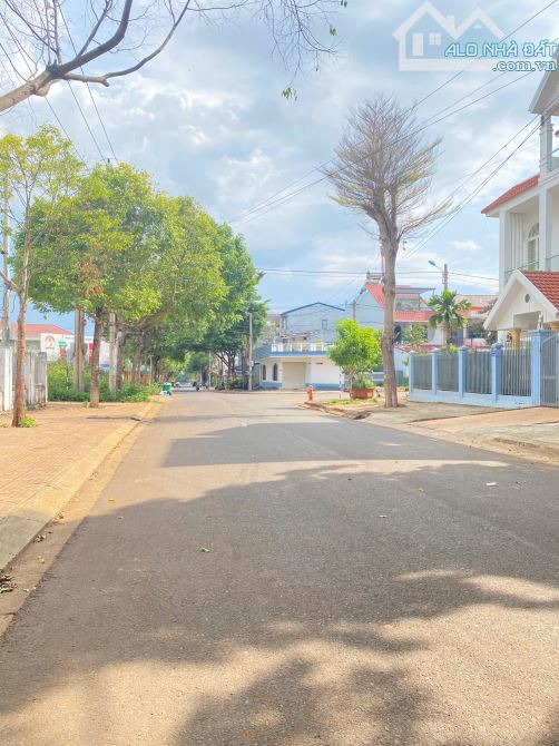 💥  Bán lô biệt thự đẹp mặt tiền đường Trương Quang Tuân (10x 24m. Thổ Cư 100%) - 💰  9,7 - 1