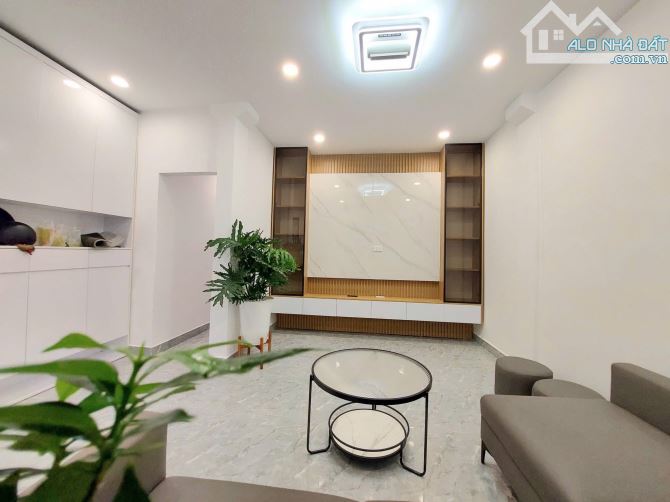 💥 HÀNG HIẾM – TẦNG 1 CỰC ĐẸP – TRUNG TÂM THANH NHÀN 💥 ĐỐI DIỆN CÔNG VIÊN – 20M RA PHỐ – - 1