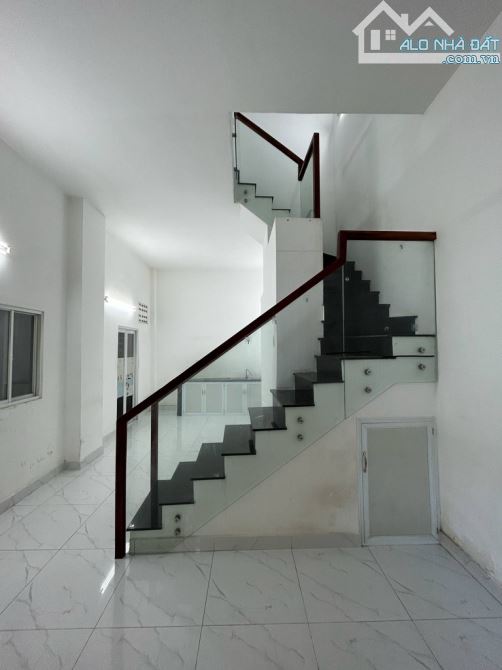 HIẾM! NHÀ ĐẸP GIÁ RẺ QUẬN 6 - NGAY NGÃ TƯ PHAN ANH - 40m2 - CHỈ 3.X TỶ - 1
