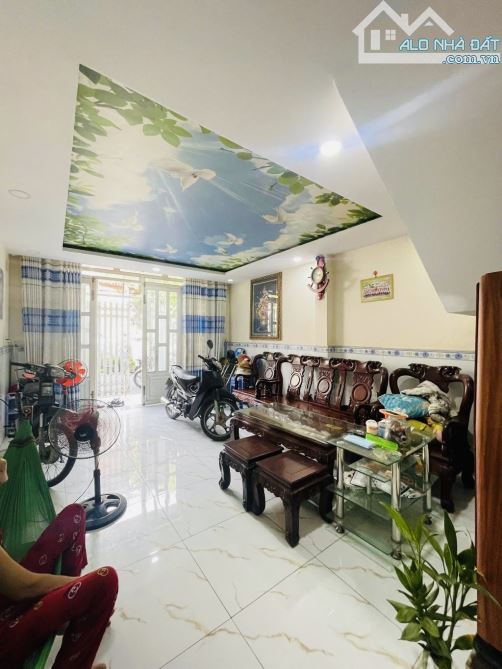 BÁN NHÀ BÌNH TÂN - HXH GẦN CHỢ LÊ ĐÌNH CẨN - 48m2 - 4x12m - 2 TẦNG BTCT - 3.75 TỶ TL - 1