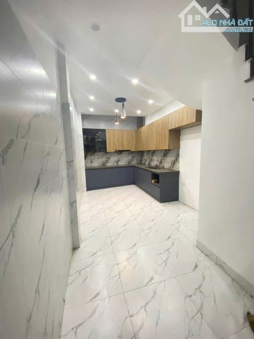 BÁN NHÀ 🏠 Ngõ Thịnh  Quang,Đống đa, DT 37m, 4 Tầng, MT 3,2 m, 🧧 G.iá 7,8 tỷ - 1